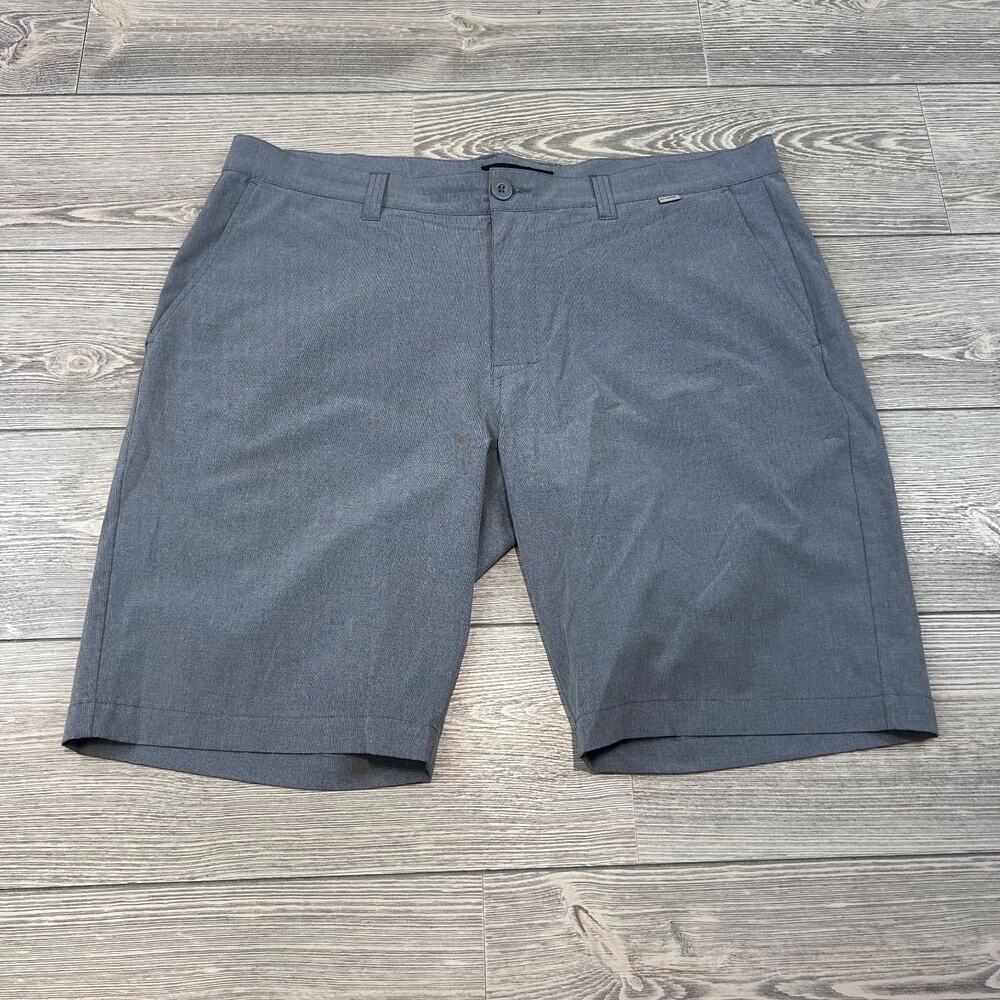 Travis Mathew Beck Shorts Grey 38 EUC
